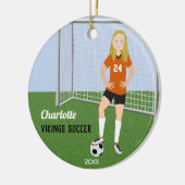Fußball-Blondine in Orange Keramik Ornament (Links)
