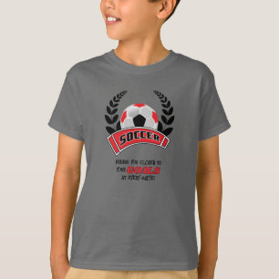Fußball bringt Sie Naher zu Ihren Zielen - Rot T-Shirt