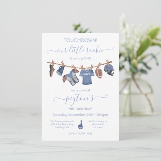 Fußball-Clothesline Geburtstagsparty Einladung (Stehend Vorderseite)