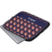 Fußball, dunkelblauer Hintergrund, Laptopschutzhülle (Vorne Knopf)