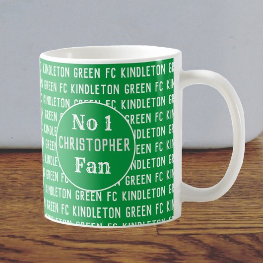 Fußball-Fan oder Fußball-Unterstützer Grün und Wei Kaffeetasse