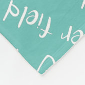 Fußball Feld mein glücklicher Platz aquamarin Weiß Fleecedecke (Ecke)