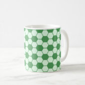 Fußball / Fußball-Ball Texturmuster - Grün Kaffeetasse (VorderseiteRechts)