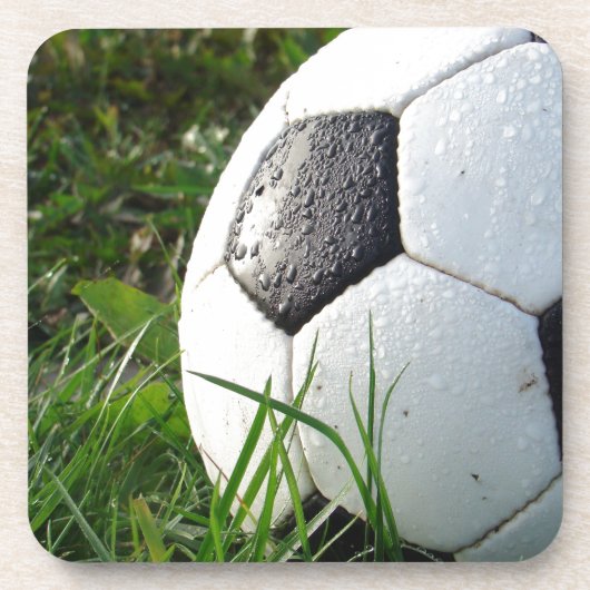 Fußball~ Fußball im Feld Getränkeuntersetzer (Vorderseite)