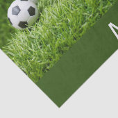 Fußball Geburtstag mit Bälle auf grünem Gras Seidenpapier (Detail)