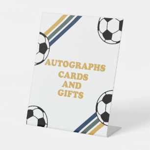 Fußball-Geburtstags-Autogramme unterschreiben Sockelschild
