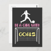 Fußball-Girl - mächtige Fußballisterne treten Postkarte (Vorne/Hinten)