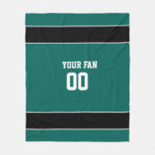 Fußball Grün, Schwarz und Weiß Personalisiert Fleecedecke (Vorderseite)