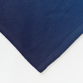 Fußball - Grün, Weiß und Blau Fleecedecke (Ecke)