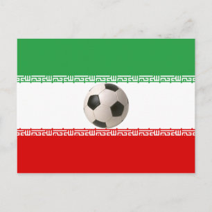 Fußball im Zentrum der iranischen Flagge Postkarte