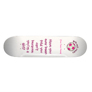 Fußball in Rosa Skateboard