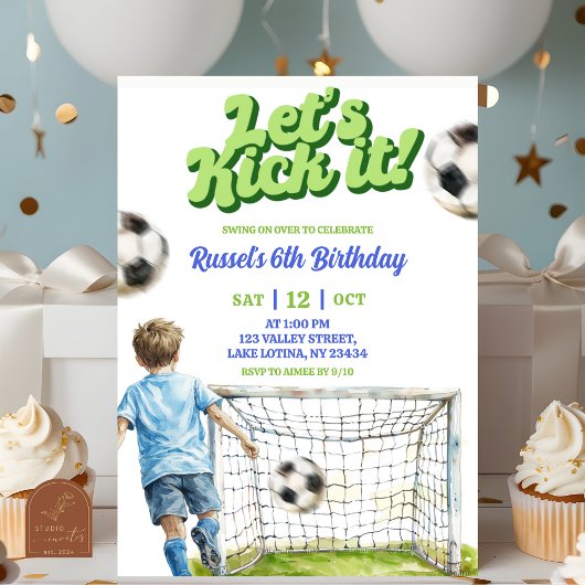 Fußball-Kickoff einiger Spaß Junge Geburtstag Einladung