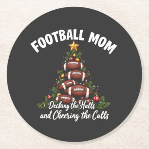 Fußball-Mama, die die Hallen zum Weihnachtsfußball Runder Pappuntersetzer