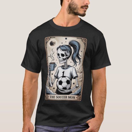Fußball Mama Tarot Card Halloween Fußball Mama Tan T-Shirt (Vorderseite)