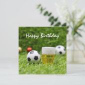 Fußball mit Ball und Bier Happy Birthday Karte (Stehend Vorderseite)