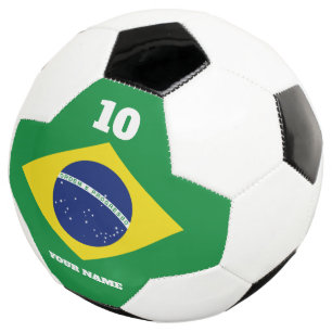 Fußball mit brasilianischer Flagge und individuell