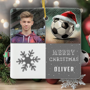Fußball mit Weihnachtsmannmütze Snowflake Foto Keramikornament