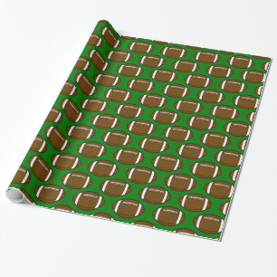 Fußball-Muster Design auf grünem Feld Geschenkpapier