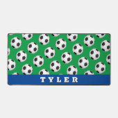 Fußball-Muster, feiner Name, blau/grün Schreibtischunterlage (Vorderseite)