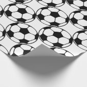 Fußball-Muster in Schwarzweiß Geschenkpapier (Ecke)