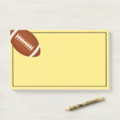 Fußball nach den Notizen (Auf Schreibtisch)