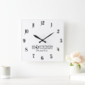 Fußball Quadratische Wanduhr (Zuhause)