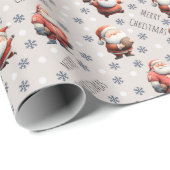 Fußball Santa auf Beige Geschenkpapier (Rolleneckpunkt)
