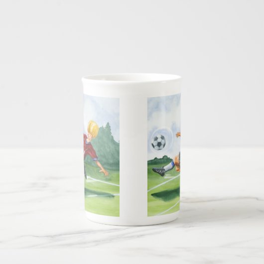 Fußball-Spieler spielen einen Ball von Jay Throckm Porzellantasse (Vorderseite)