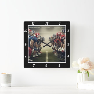 Fußball-Teams-Showdown Quadratische Wanduhr
