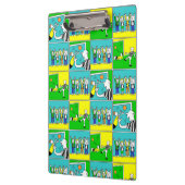 Fußball-Thema mit Spielern und Fans Klemmbrett (Links)