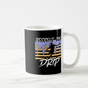 Fußball-Tropf-Jungs triefen Eiscreme Respektiere d Kaffeetasse