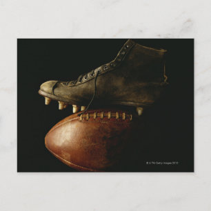 Fußball und Cleat Postkarte