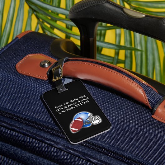 Fußball und Helm personalisiert Gepäckanhänger (Vorderseite Insitu 1)