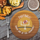Fußball Upright Game Day Pappteller<br><div class="desc">Amerikanische Fußball-personalisierten Papierfussball-Teller spielen durch die Höhen auf braunen bis goldenen Streifen. Siehe dazu Einladungen und mehr in unserer Sammlung.</div>