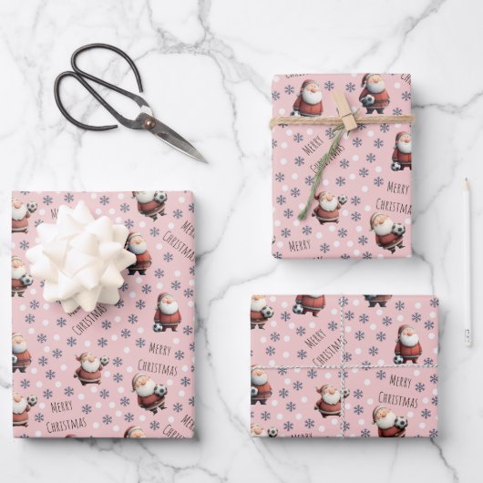 Fußball-Weihnachtsmann auf Hellrosa Geschenkpapier Set (Vorderseite)