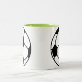 Fußball Zweifarbige Tasse (Mittel)