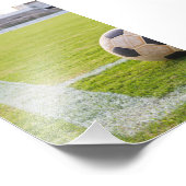Fußballball auf Feldbahn Fotodruck (Ecke)