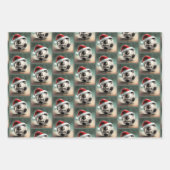 Fußballball mit roter Weihnachtsmannmütze Geschenkpapier Set (Vorderseite 3)