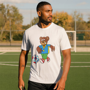 Fußballbär spielt Fußball in Sportkleidung  T-Shirt