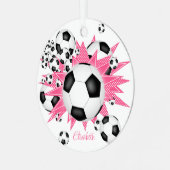 Fußbälle mit rosa weißen Sternen Mädchen halten Sa Ornament Aus Metall (Vorderseite links)