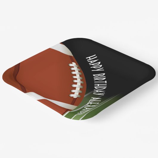 Fußballfeld Geburtstag Pappteller (Gewinkelt)