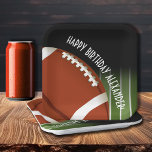 Fußballfeld Geburtstag Pappteller<br><div class="desc">Die Teller von Party-Papier verfügen über einen Fußball auf den Spielfeldern und Ihre Personalisierung. PASSENDE Artikel in unserer Sammlung.</div>