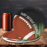 Fußballfeld Glückwunsch zum Geburtstag Personalisi Pappteller<br><div class="desc">Teller in 2 Größen - 9" Dinner und 7" Snack mit Tischfußball auf den Spielfeldern. PASSENDE Artikel in unserem Geschäft.</div>