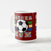 Fußballmutter T-Shirt Kaffeetasse (Vorderseite Links)