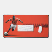 Fußballspieler auf rotem Hintergrund Schreibtischunterlage (Tastatur & Maus)