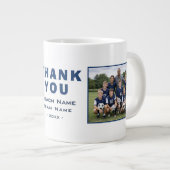 Fußballtrainer Danke Teamfoto Jumbo-Tasse (Vorderseite Rechts)