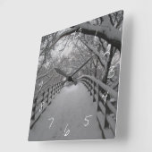 Fußbrücke Quadratische Wanduhr (Winkel)