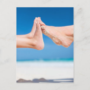 Füße aus tropischem Sand Postkarte
