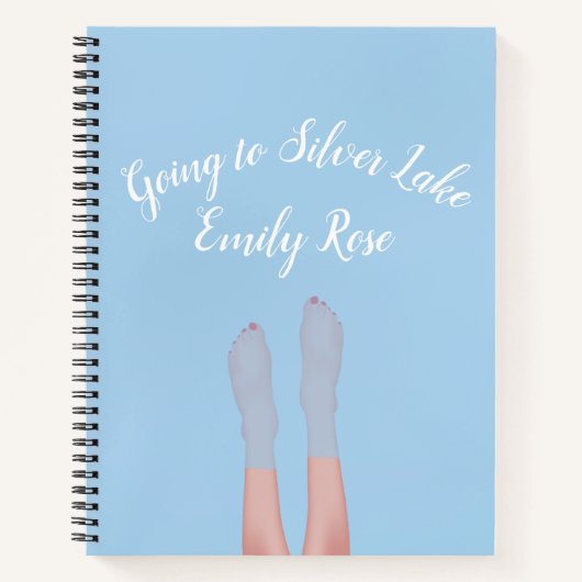 Füße in Lake 8.5" x 11" Spiral Notebook Notizblock (Vorderseite)