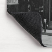 Fußgänger, Radfahrer und Pferdwagen Mousepad (Ecke)
